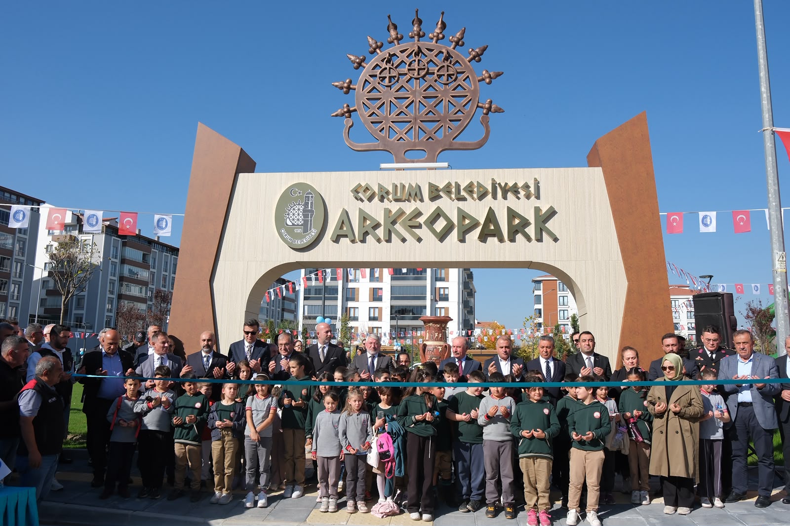 ÇORUM’UN ÜÇÜNCÜ TEMATİK PARKI ‘ARKEOPARK’ AÇILDI